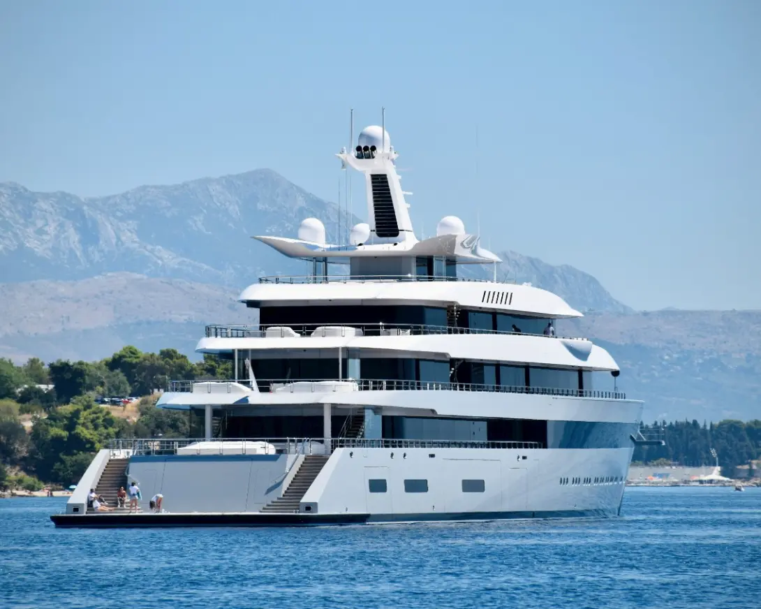 experts-in-yacht-management